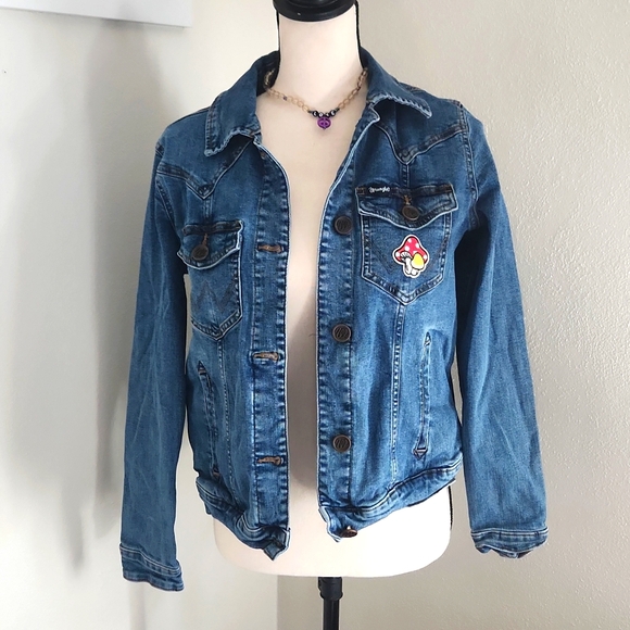 Last Chance!!  Wrangler Jean jacket - Picture 1 of 3